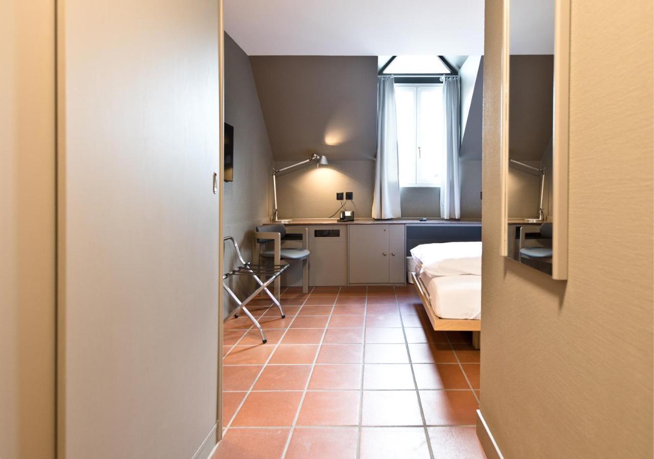 Hotel Sonne Sissach Exteriör bild